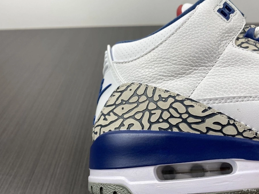 Jordan True Blue  (2016)  3 Retro 854262-106 0413